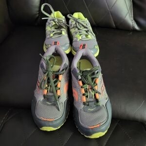 Lot of 2 Saucony pairs of Boys shoes size 10.5w and 11w